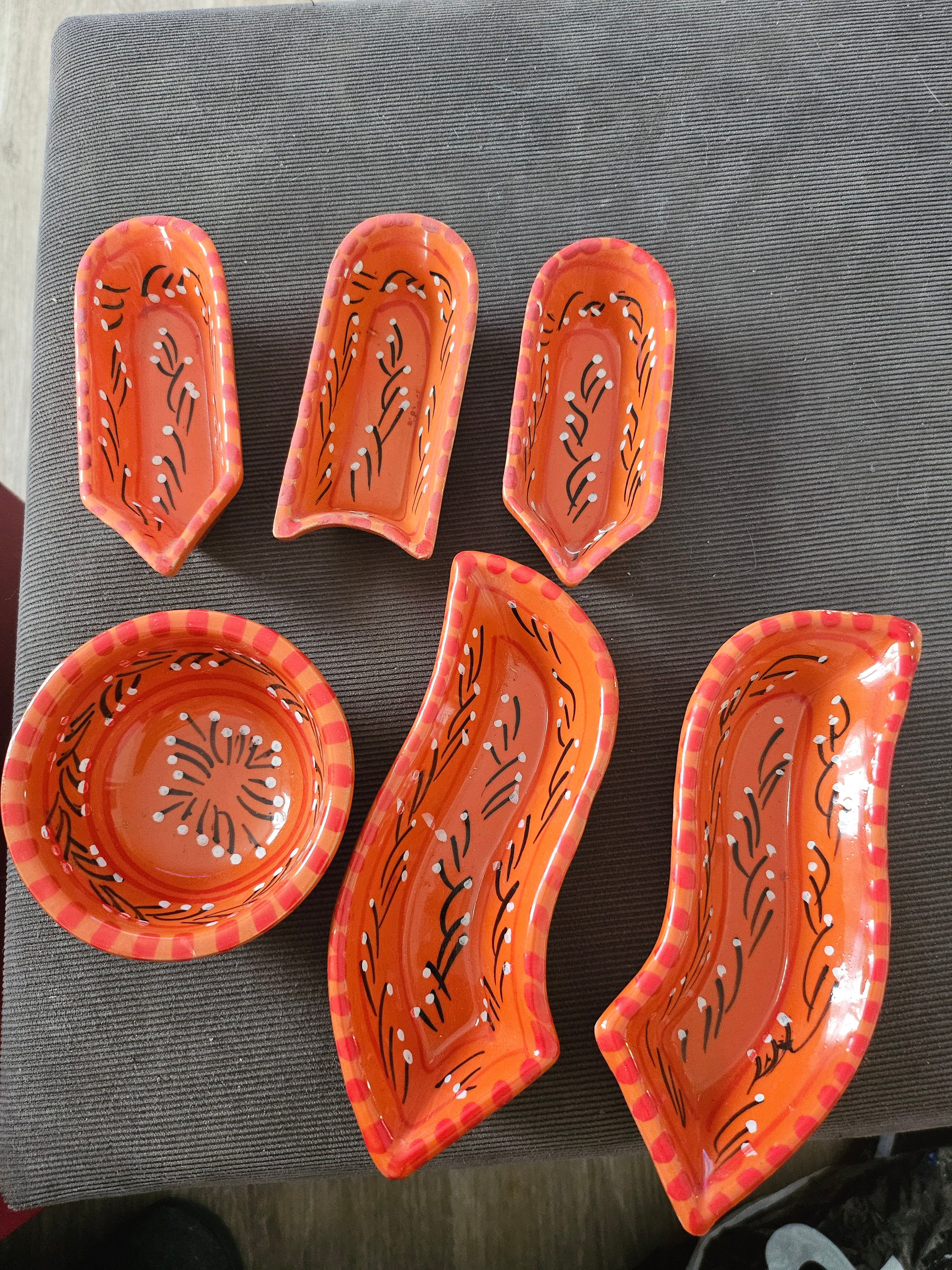 PLAT APERITIF MAIN DE FATMA EN CERAMIQUE COMPLET